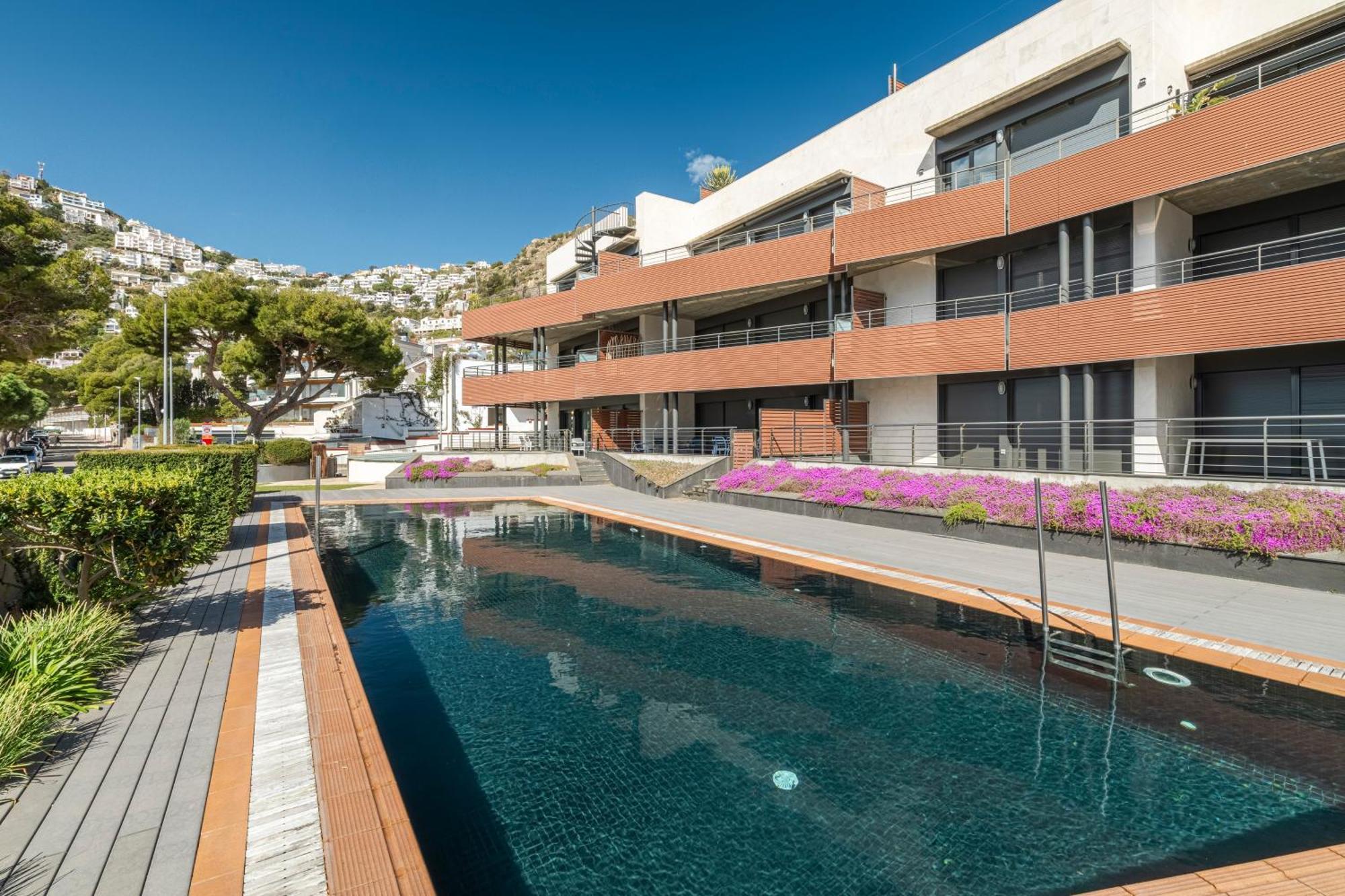 Apartamento Con Gran Terraza Delante Del Mar Roses Buitenkant foto